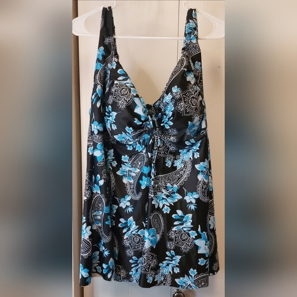 Colorful Swimsuit Top Size 24 Summer Swimwear Resort Beach Swimsuit Boho Tankini - Picture 1 of 7